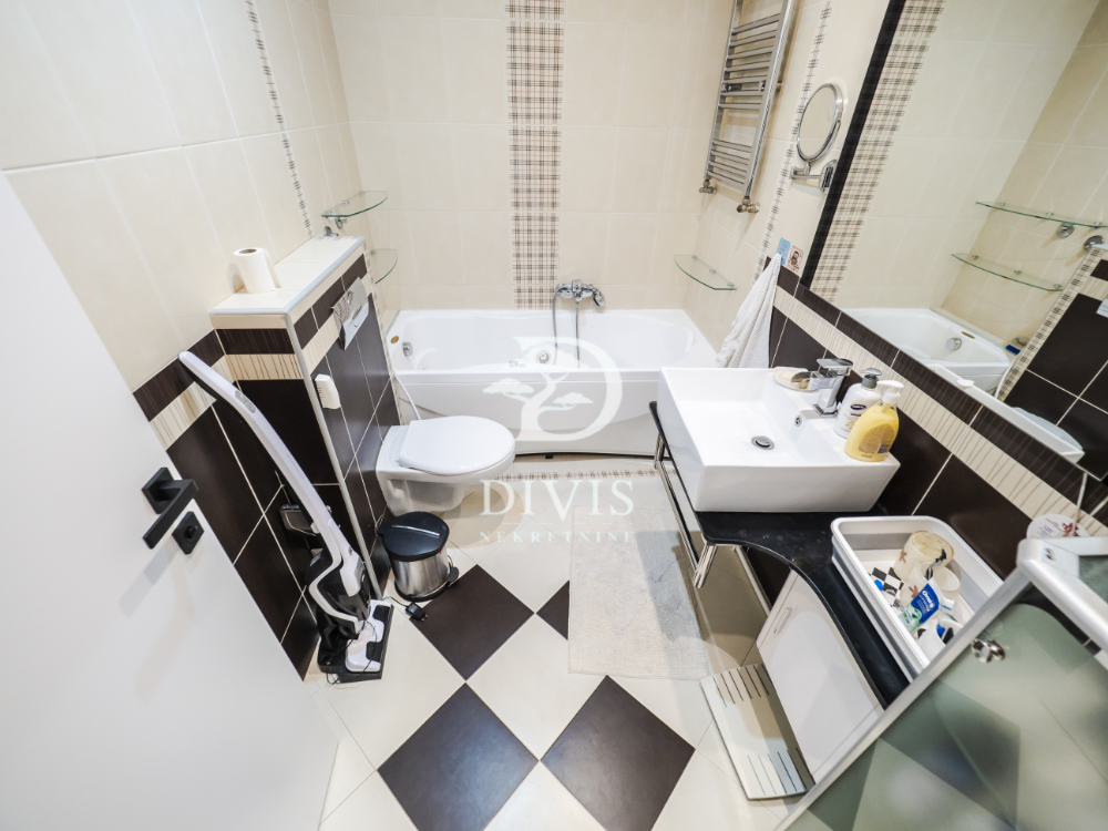 Slika 9 - Vladmira Popovića,  Stan na prodaju, 139m2, 810.000€